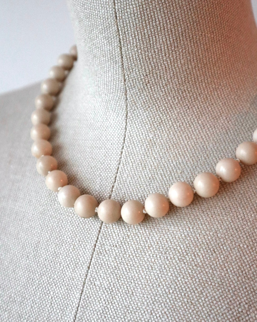 White Jade beaded necklace