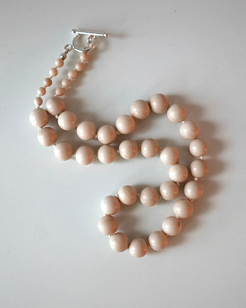 White Jade beaded necklace